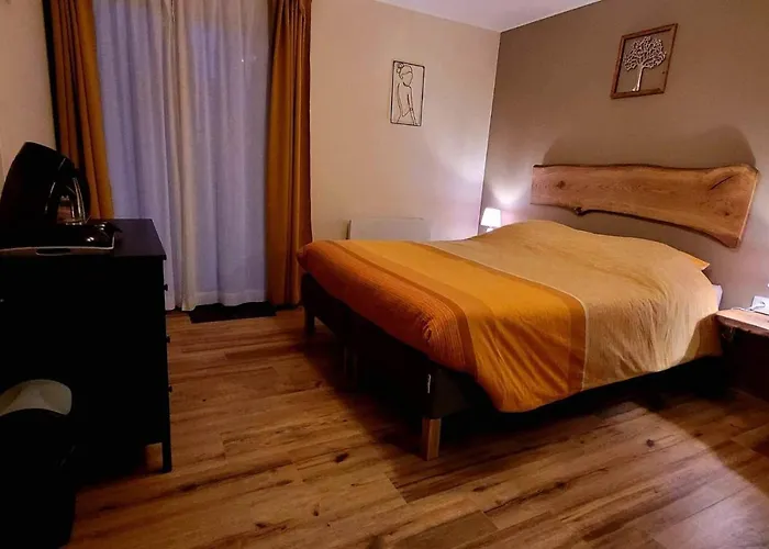 Les De La Fontaine De Brul Bed & Breakfast Sainte-Ode